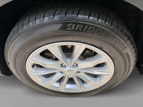 Used 2025 Honda CR-V EX-L image 9