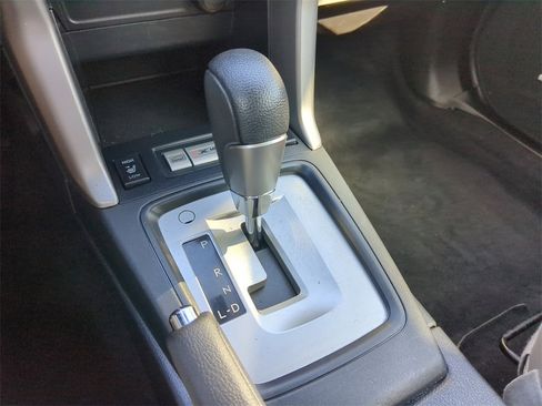 Used 2017 Subaru Forester 2.5i Limited image 26