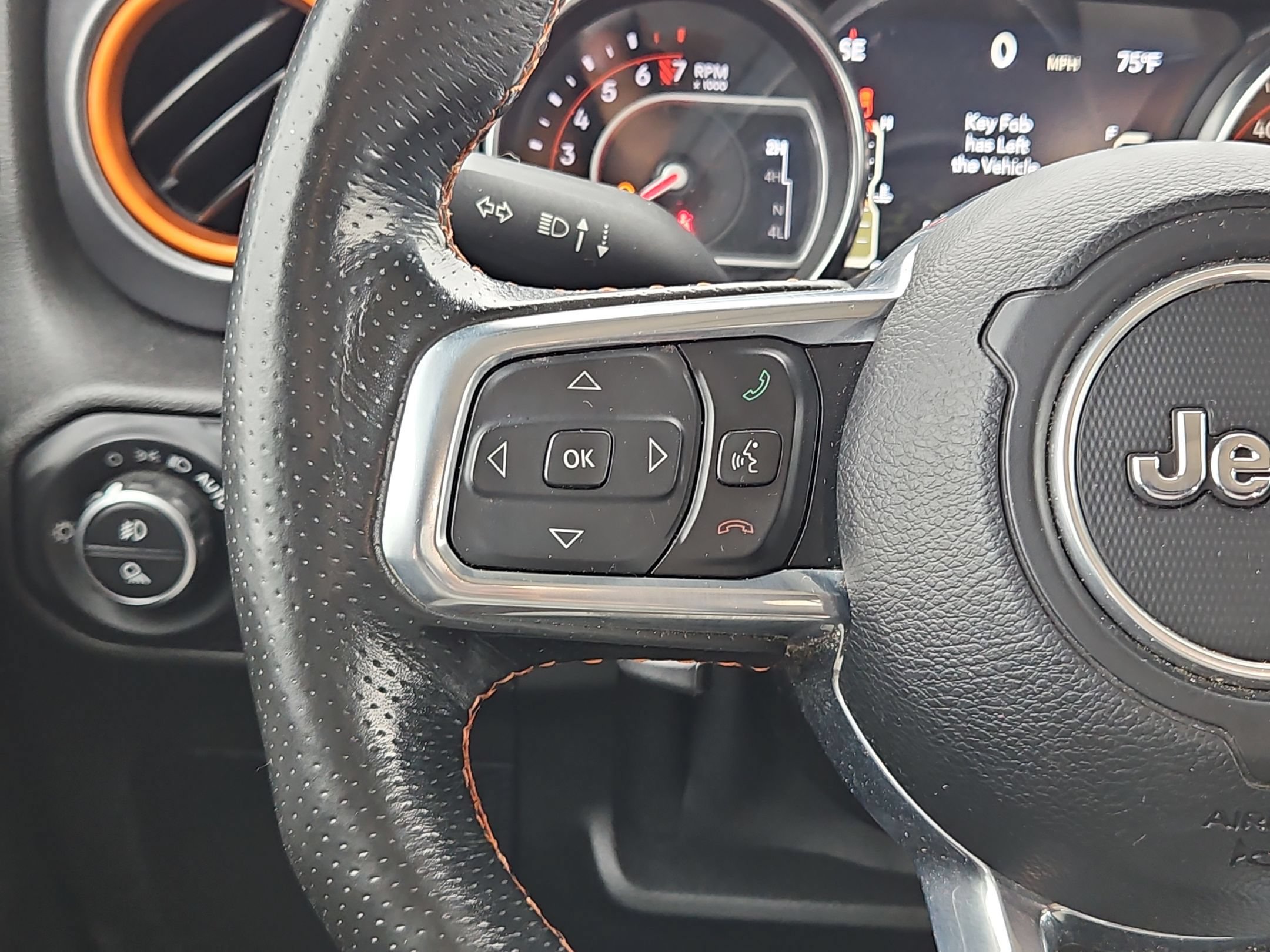 Used 2021 Jeep Gladiator Mojave AWD/4WD image 21
