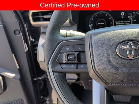 Used 2025 Toyota Tacoma TRD Off-Road AWD/4WD image 15