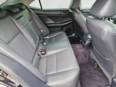 Used 2014 Lexus IS 250 RWD image 18