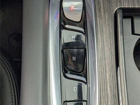 Used 2023 Buick Enclave Avenir w/ Avenir Technology Package image 24