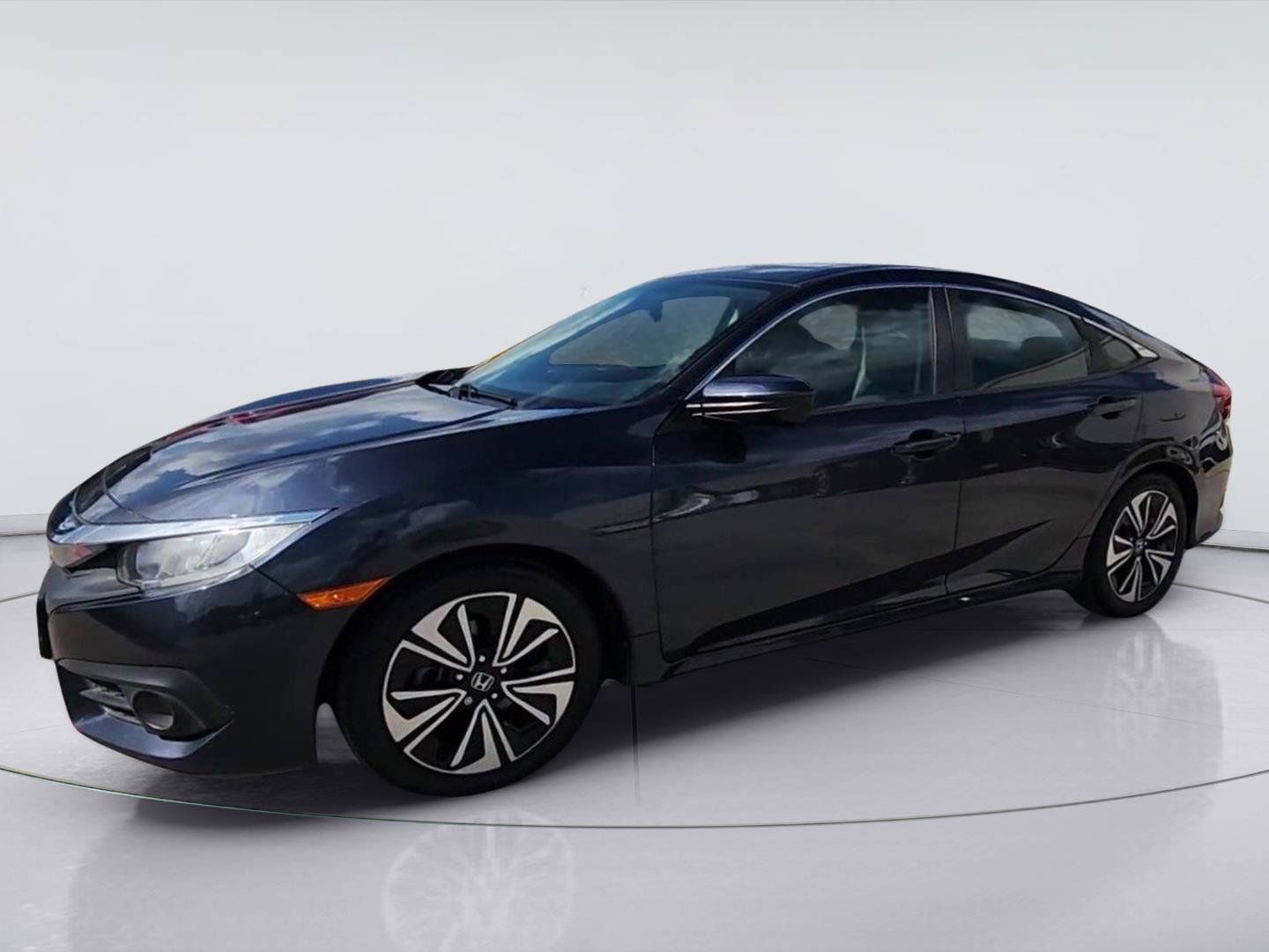 Used 2017 Honda Civic EX-L image 4