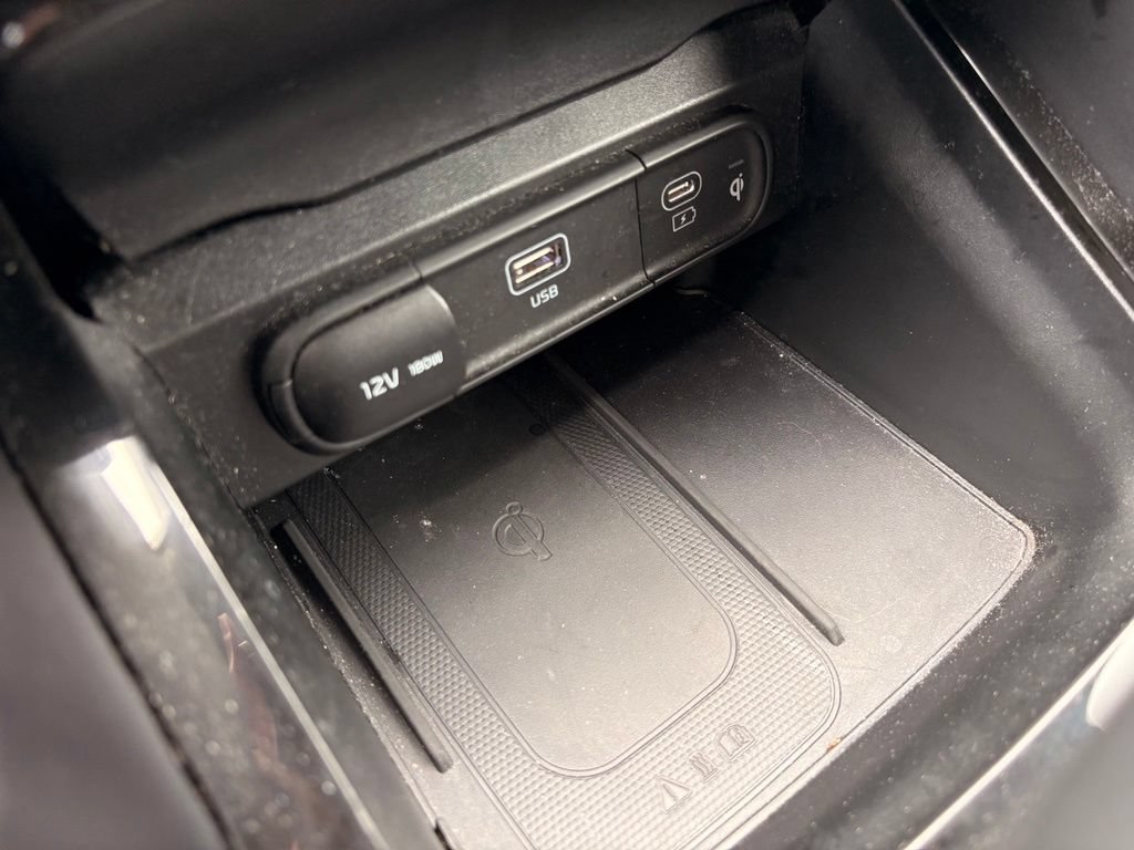 Used 2025 Kia Telluride S FWD image 19