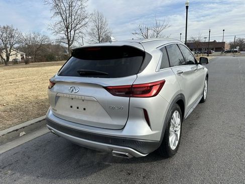 Used 2019 INFINITI QX50 Essential w/ Premium Heat Package image 8