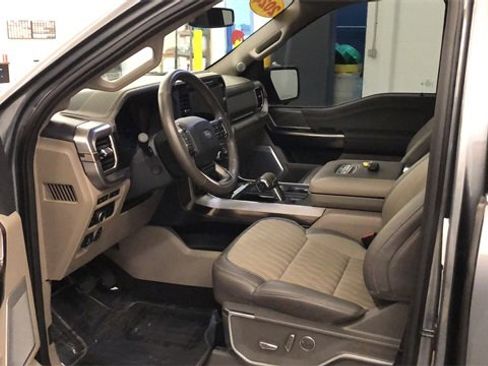 Used 2024 Ford F150 Platinum w/ Equipment Group 703A Plus image 11