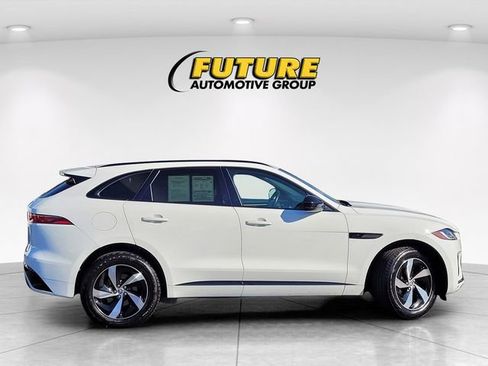 Used 2025 Jaguar F-PACE R-Dynamic S image 4