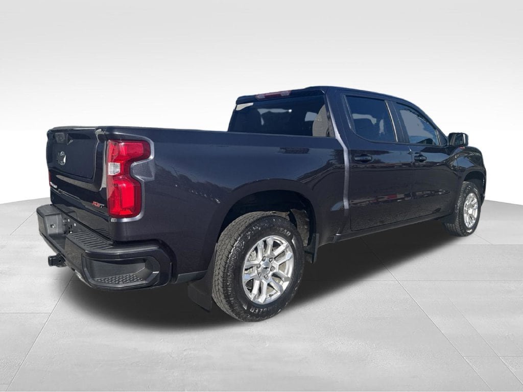 Used 2024 Chevrolet Silverado 1500 RST w/ Z71 Off-Road Package AWD/4WD image 9
