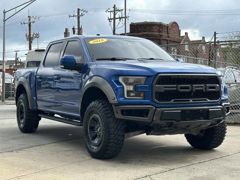 Used 2018 Ford F150 Raptor w/ Equipment Group 802A Luxury AWD/4WD image 3