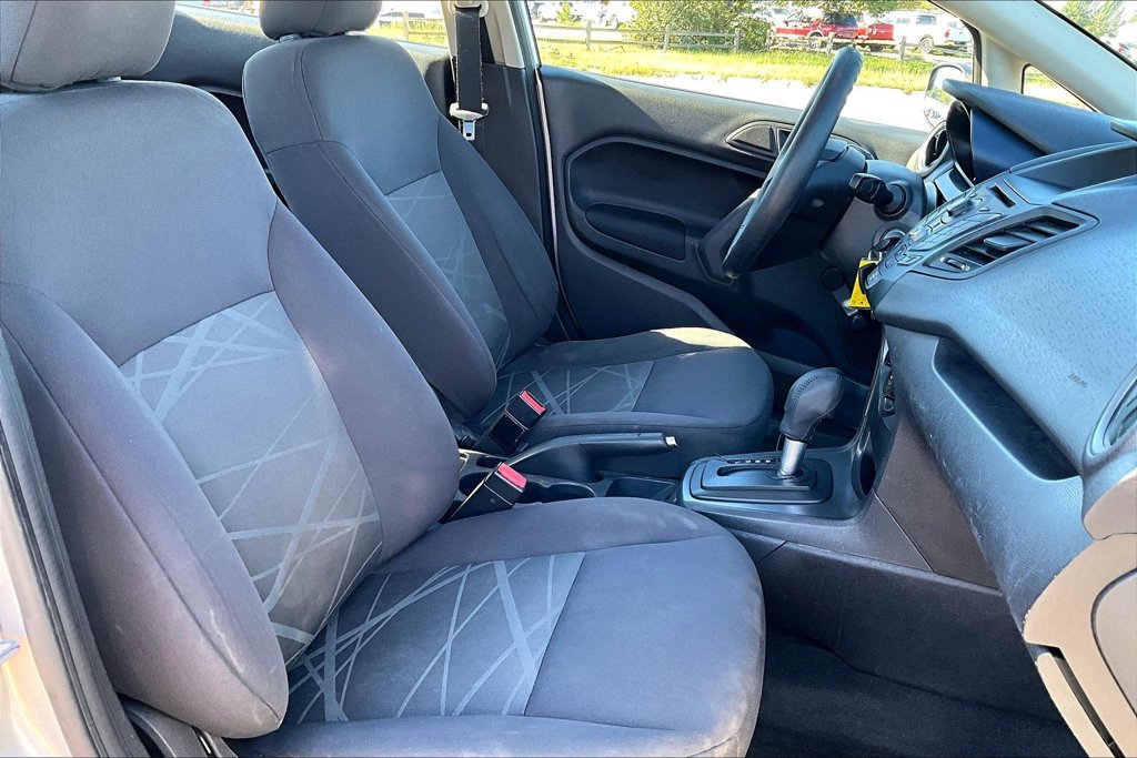 Used 2014 Ford Fiesta S FWD image 7