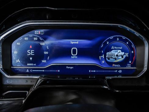 Used 2024 Chevrolet Silverado 3500 LT w/ Convenience Package image 19