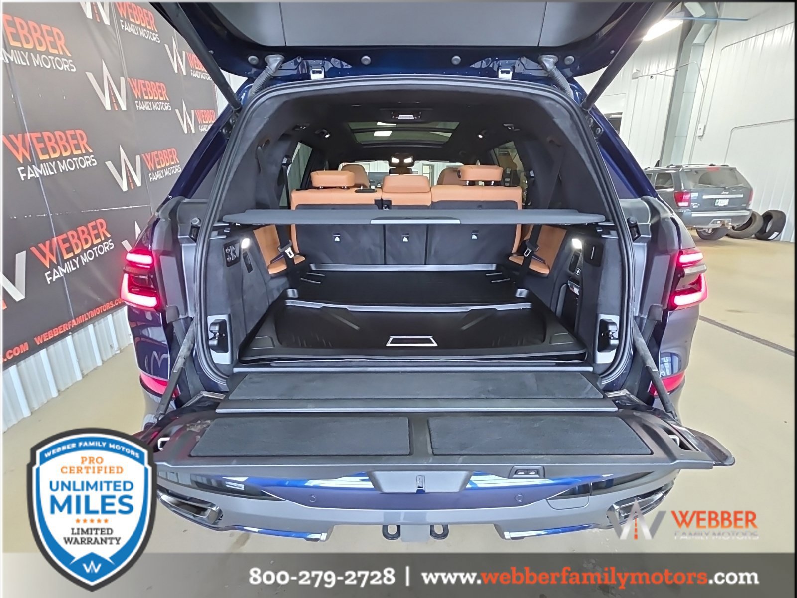Used 2026 BMW X7 xDrive40i w/ M Sport Package AWD/4WD image 17