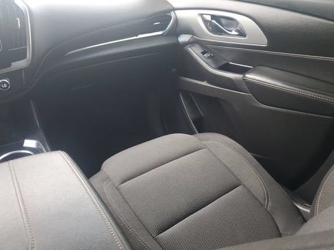 Used 2020 Chevrolet Traverse LT w/ LPO, Floor Liner Package AWD/4WD image 22
