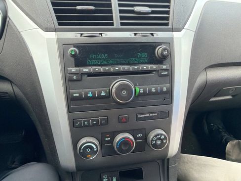 Used 2012 Chevrolet Traverse LT w/ LPO, 'HIT The Road' Package FWD image 3