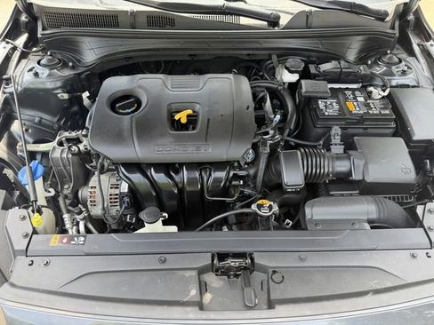 Used 2023 Kia Forte LXS FWD image 28