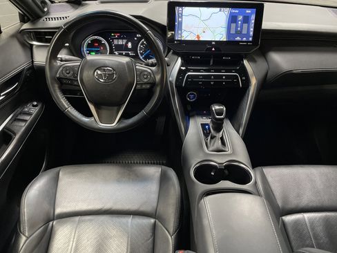 Certified 2021 Toyota Venza Limited w/ Advanced Technology Package image 30