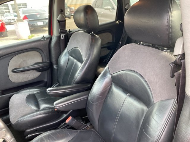 Used 2003 Chrysler PT Cruiser Limited FWD image 9
