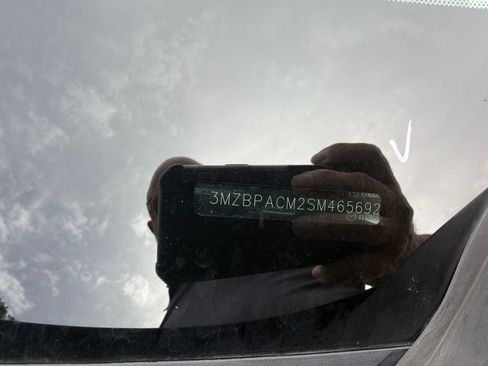 Used 2025 MAZDA MAZDA3 s FWD image 5