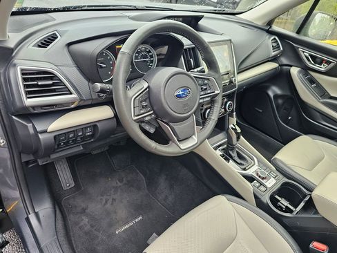 Used 2023 Subaru Forester Limited AWD/4WD image 19