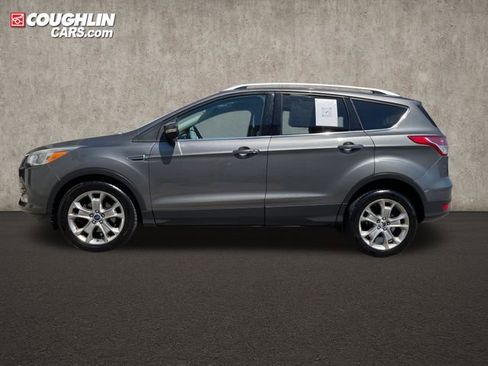 Used 2014 Ford Escape Titanium image 2
