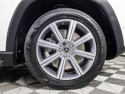 Used 2021 Mercedes-Benz GLS 450 4MATIC image 30