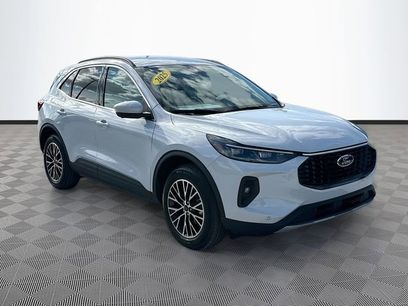 Used 2025 Ford Escape SE w/ PHEV Premium Package