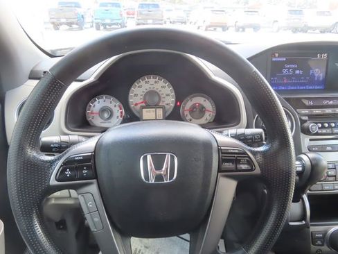 Used 2015 Honda Pilot SE image 34