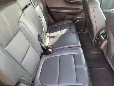 Used 2022 Chevrolet Blazer LT w/ Sound & Technology Package FWD image 14