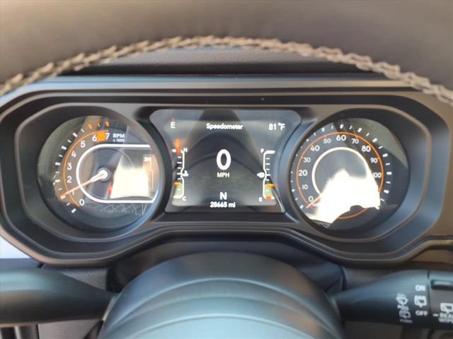 Used 2025 Jeep Wrangler Sport AWD/4WD image 16