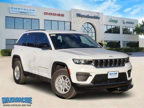 New 2025 Jeep Grand Cherokee Laredo w/ Luxury Tech Group I image 1