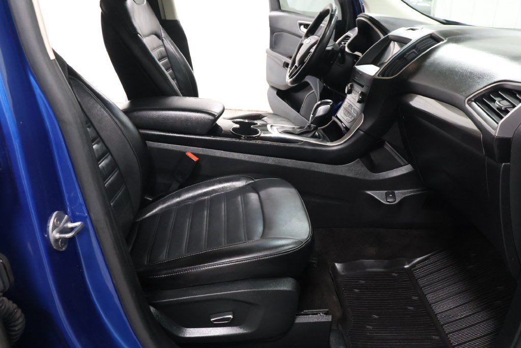 Used 2018 Ford Edge SEL w/ Equipment Group 201A FWD image 31