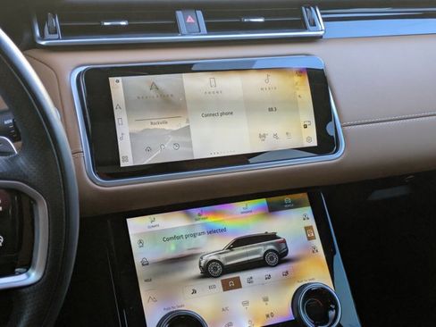 Used 2023 Land Rover Range Rover Velar HST image 11