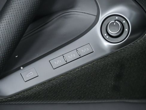 Used 2019 Ferrari 812 Superfast -MASSIVE $420K MSRP image 19