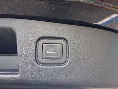 Used 2024 Honda Prologue Touring image 12