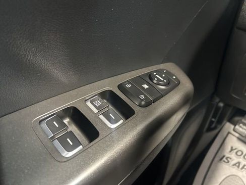 Used 2019 Kia Sportage LX image 25