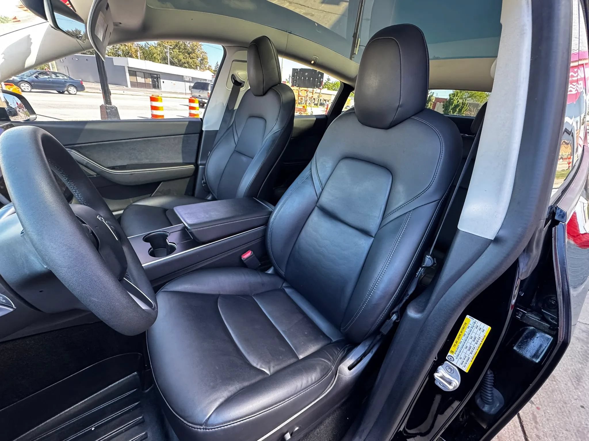 Used 2020 Tesla Model Y Long Range AWD/4WD image 11