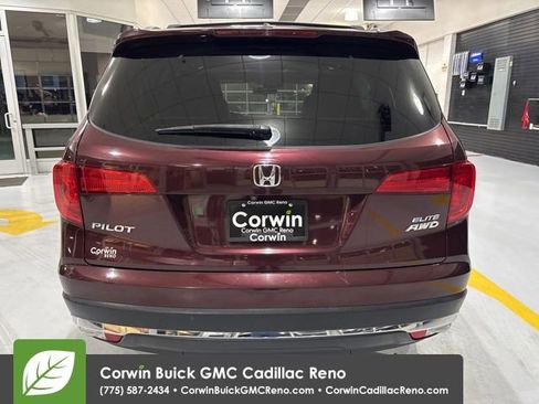 Used 2017 Honda Pilot Elite image 5