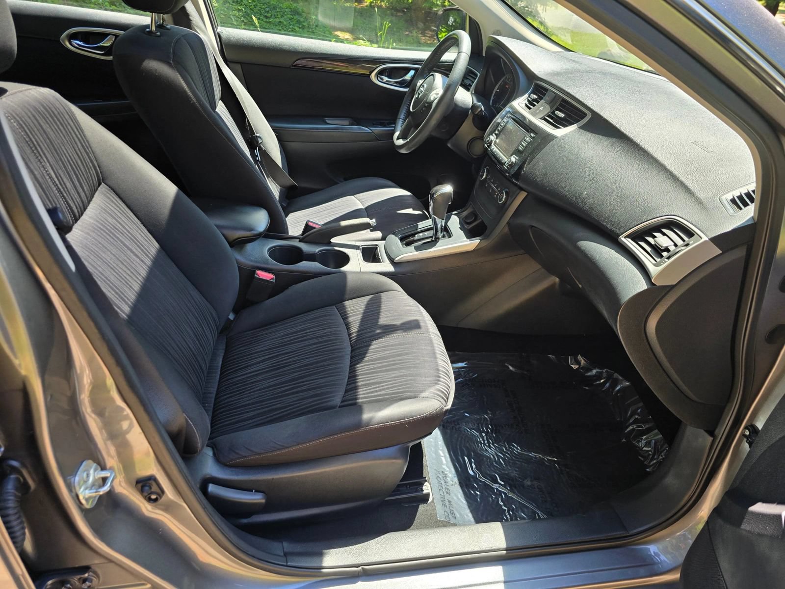 Used 2017 Nissan Sentra SV w/ Style Package FWD image 12
