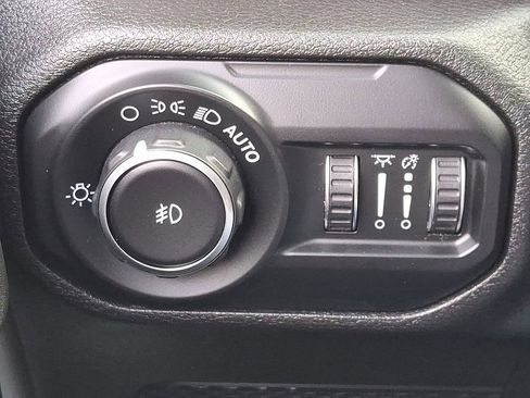 Used 2020 Jeep Wrangler Unlimited Sport S image 26