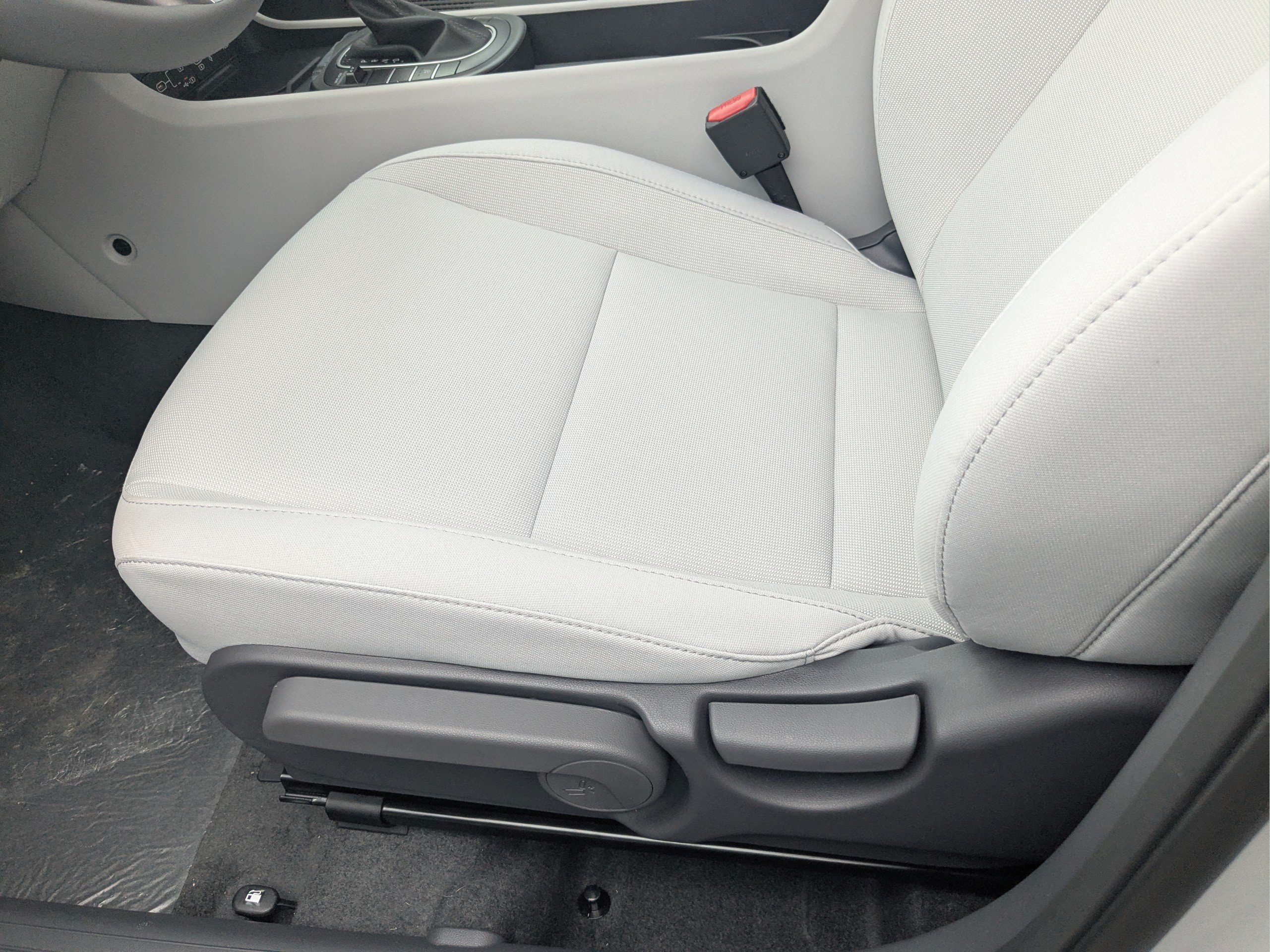 New 2027 Hyundai Kona SEL Sport FWD image 17
