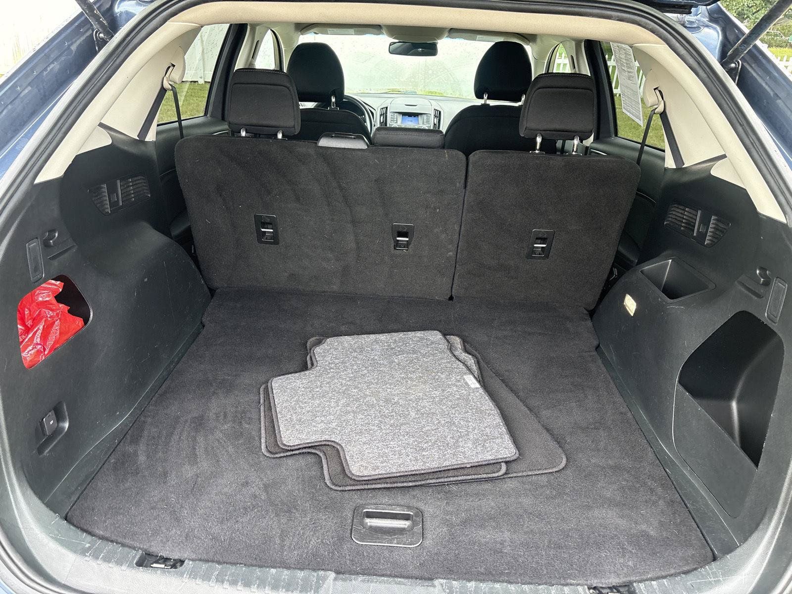 Used 2019 Ford Edge SE FWD image 11