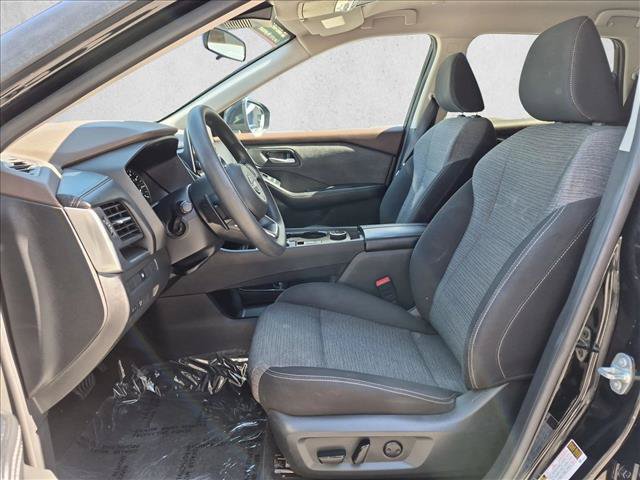 Used 2023 Nissan Rogue SV AWD/4WD image 15