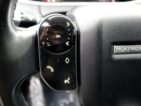 Used 2020 Land Rover Range Rover Evoque S image 19