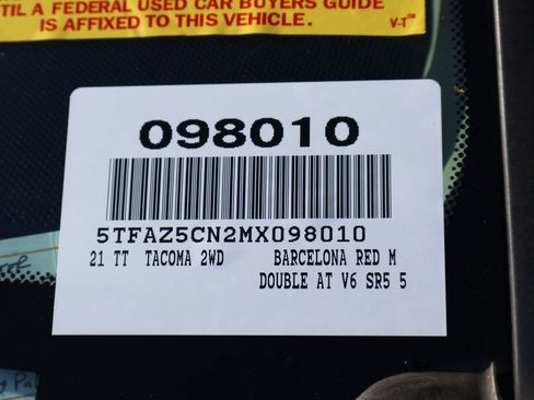 Used 2021 Toyota Tacoma SR5 RWD image 7