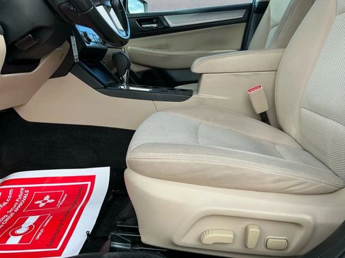 Used 2015 Subaru Outback 2.5i Premium image 12