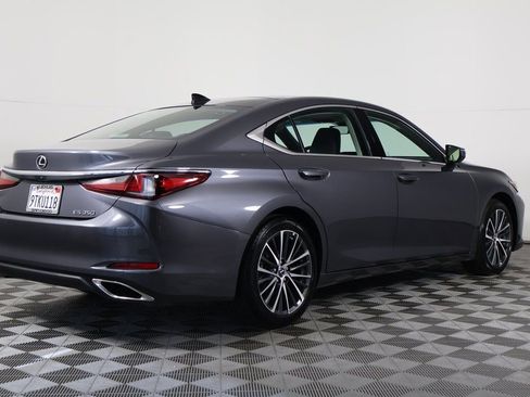 Certified 2025 Lexus ES 350 w/ Premium Package image 4