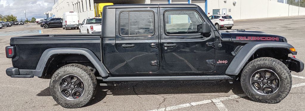 Used 2023 Jeep Gladiator Rubicon w/ Cold Weather Group AWD/4WD image 2