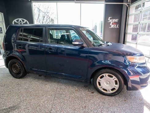 Used 2008 Scion xB image 5