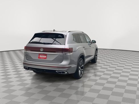 Used 2024 Volkswagen Atlas SEL Premium R-Line AWD/4WD image 44