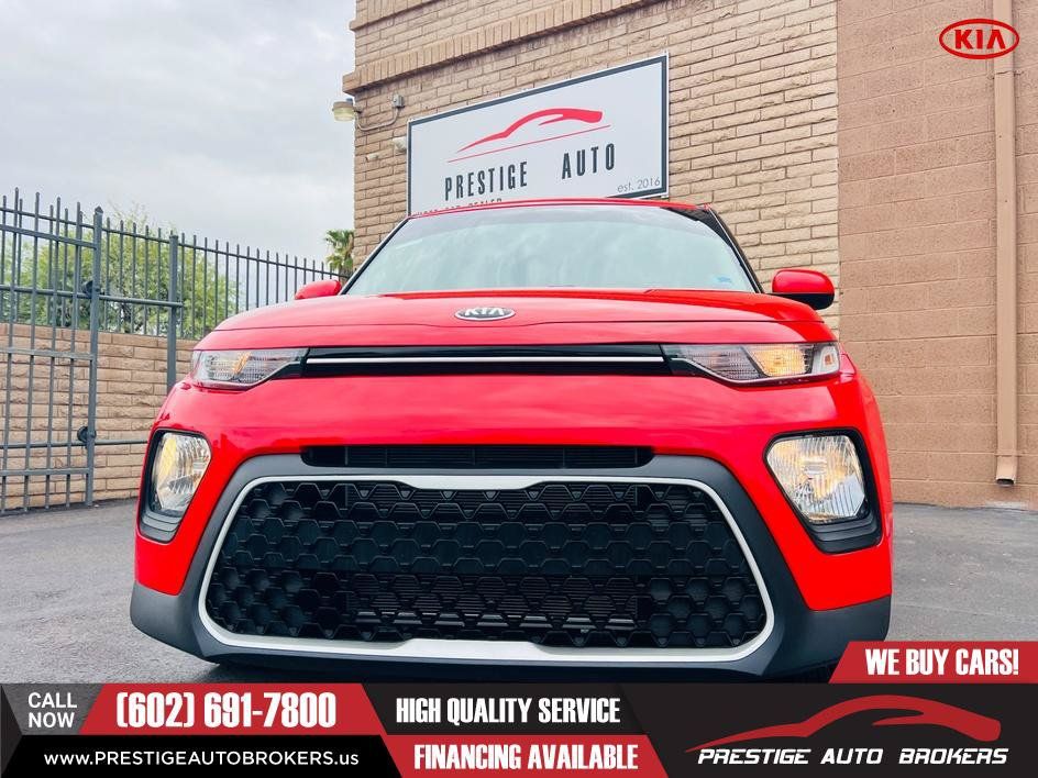 Used 2020 Kia Soul LX FWD image 3